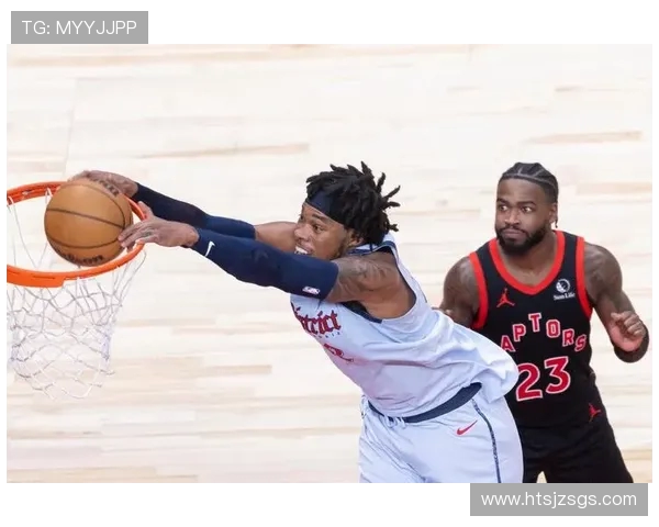 奇才主场鏖战活塞两队年轻核心正面对决上演精彩攻防大战 奇才主场鏖战活塞两队年轻核心正面对决上演精彩攻防大战