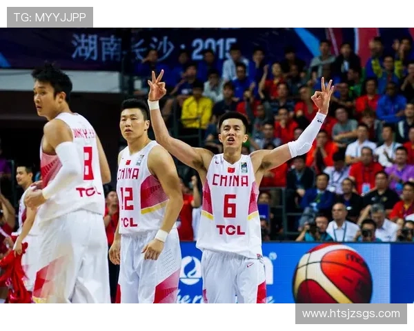 中国男篮逆转取胜晋级亚锦赛四强 关键时刻全队展现韧性